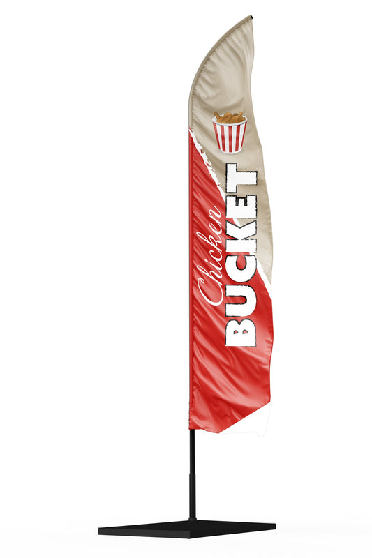 Drapeau oriflamme chicken bucket avec un bucket de nuggets en haut de la voile pour être visiible de loin