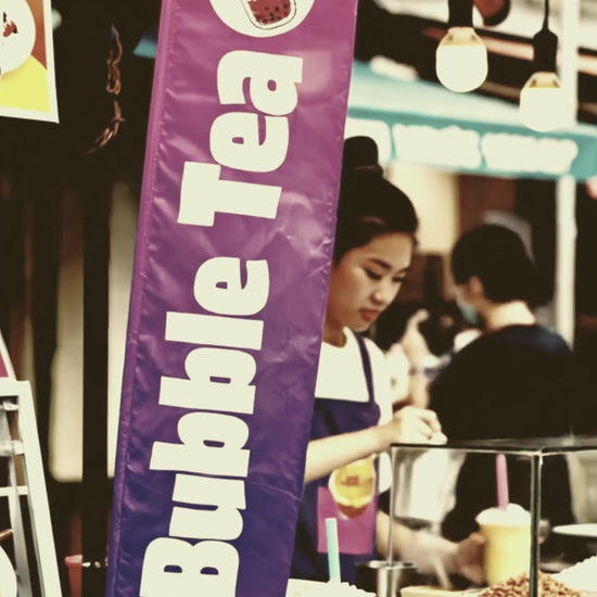 cette vidéo le drapeau "Bubble Tea"flag minute  qui anime l'ambiance d'une boutique ou stand 