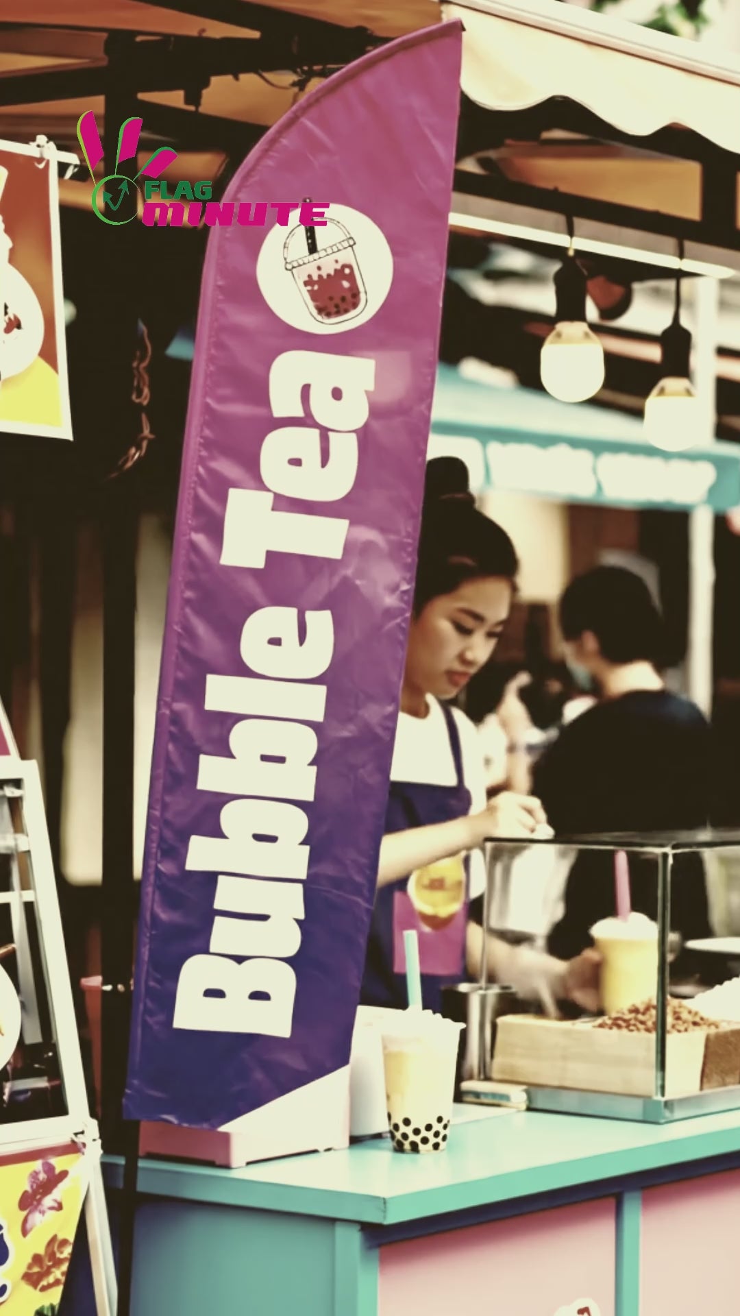 cette vidéo le drapeau "Bubble Tea"flag minute  qui anime l'ambiance d'une boutique ou stand 
